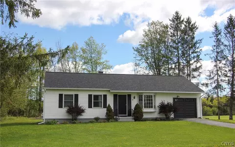 98 Eaton St, Hamilton, NY 13346
