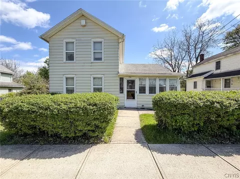 250 State St, Auburn, NY 13021