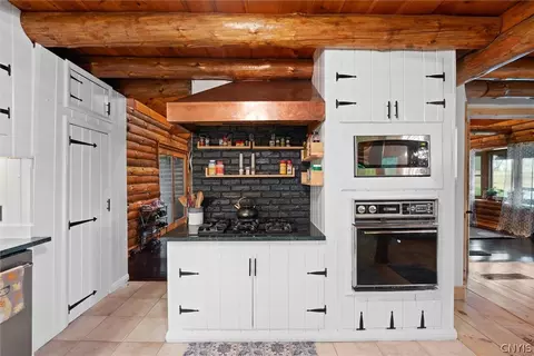 Kitchen - 3570 Williams Rd, Marcellus, NY 13108 photo 2 of 3