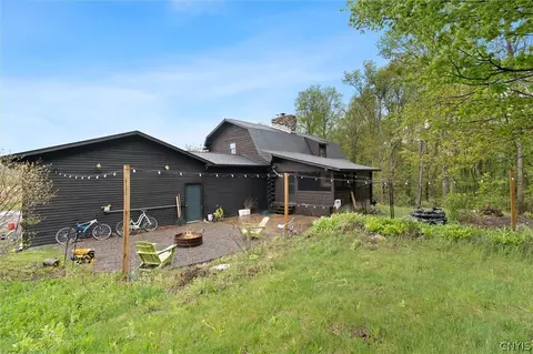 Exterior - 3570 Williams Rd, Marcellus, NY 13108 photo 10 of 11