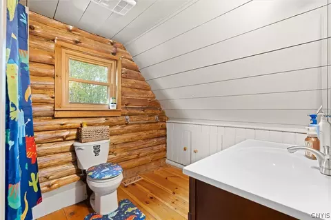 Bath - 3570 Williams Rd, Marcellus, NY 13108 photo 3 of 3