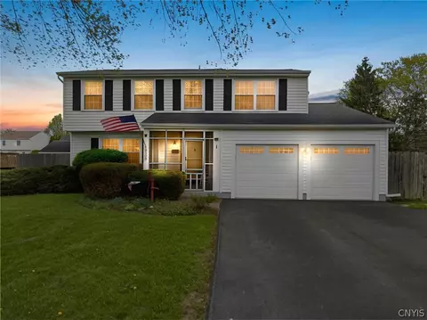 8508 Bayridge Rd, Cicero, NY 13039