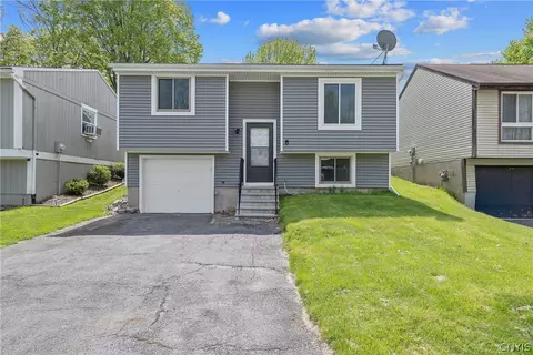 4187 Burningtree Rd, Liverpool, NY 13090