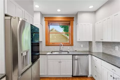 Kitchen - 259 Bates Ave, Oneida, NY 13421 photo 4 of 4