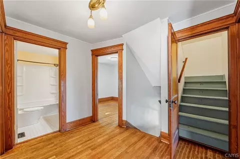 Entry Way - 259 Bates Ave, Oneida, NY 13421 photo 5 of 6