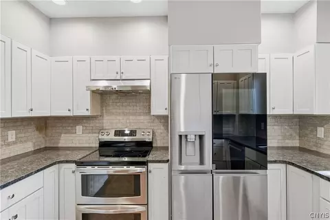 Kitchen - 259 Bates Ave, Oneida, NY 13421 photo 3 of 4