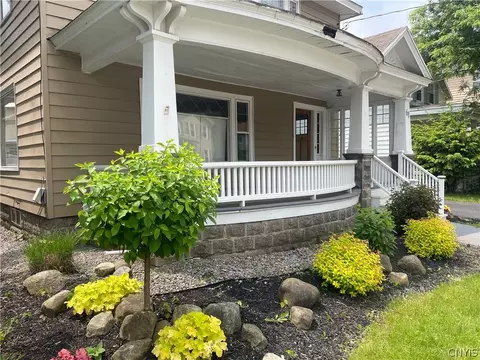 61 2nd St, German Flatts, NY 13357