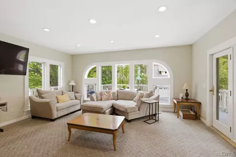 9 Sunset Ter, Lysander, NY 13027 photo 4