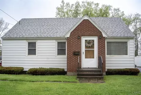 121 Riverside Dr, Utica, NY 13502