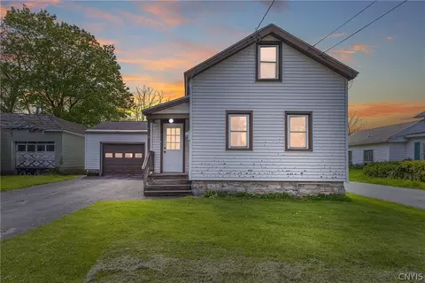 4115 Jordan Rd, Skaneateles, NY 13152