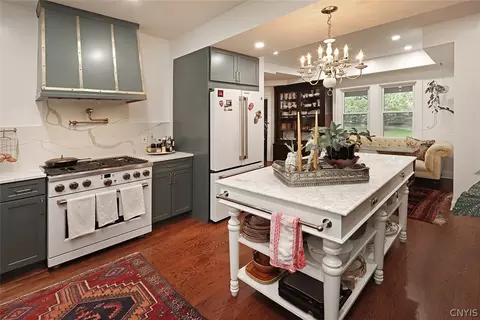 Kitchen - 1 Sparrow Ln, Fayetteville, NY 13066 photo 3 of 6