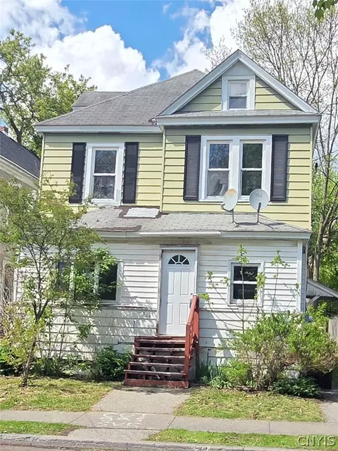 514 W Ostrander Ave, Syracuse, NY 13205