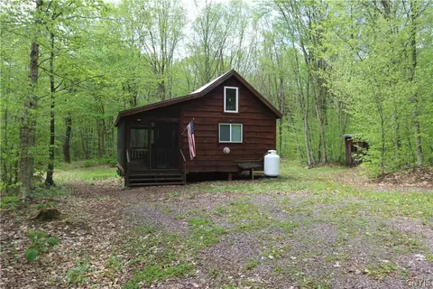 2985 Potter Rd, Osceola, NY 13437