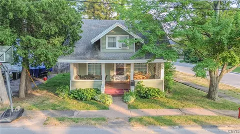 17 Crossmon St, Alexandria, NY 13607