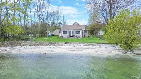 10360 Lasher Rd, Henderson, NY 13650
