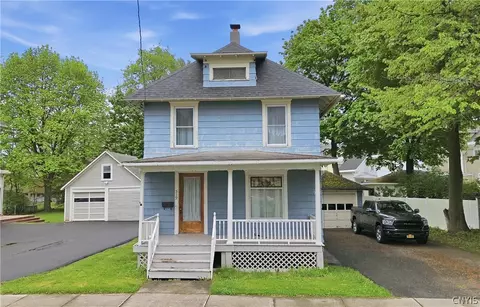 519 Broadway St, Oneida, NY 13421