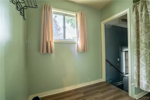 Entry Way - 519 Broadway St, Oneida, NY 13421 photo 1 of 8