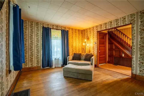Living - 519 Broadway St, Oneida, NY 13421 photo 1 of 2