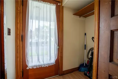 Entry Way - 519 Broadway St, Oneida, NY 13421 photo 6 of 8