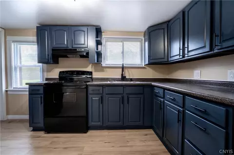 Kitchen - 2583 State Route 168, German Flatts, NY 13407 photo 1 of 1