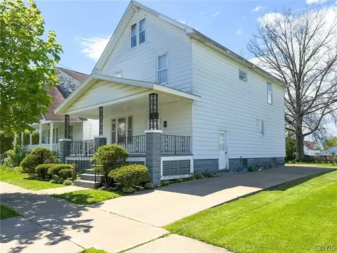 1162 Hammond Ave, Utica, NY 13501