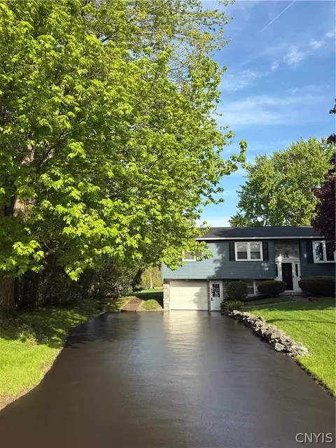 373 Newport Rd, Utica, NY 13502