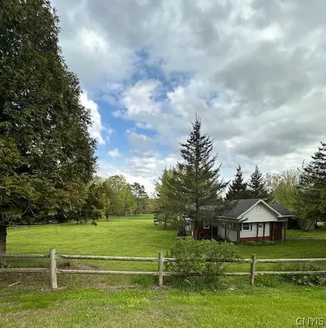 41 Liberty St, Champion, NY 13619