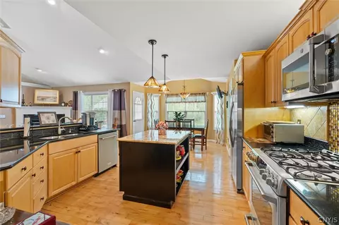 Kitchen - 3161 Captiva Ct, Lysander, NY 13027 photo 1 of 4