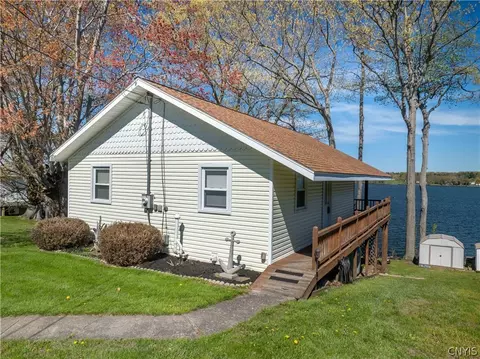 14932 N Hadcock Dr, Sterling, NY 13156