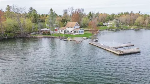 45586 Lois Ln, Alexandria, NY 13640