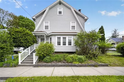 521 Kensington Rd, Syracuse, NY 13210