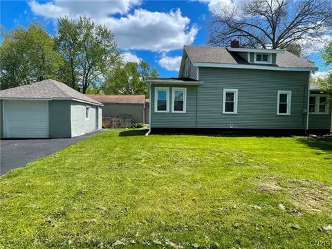 334 Richfield Blvd, Salina, NY 13211