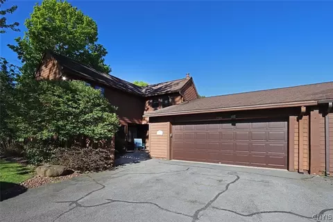 296 Higgins Dr, Van Buren, NY 13027