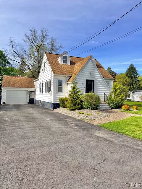 35 Vanduyne Ave, Owasco, NY 13021