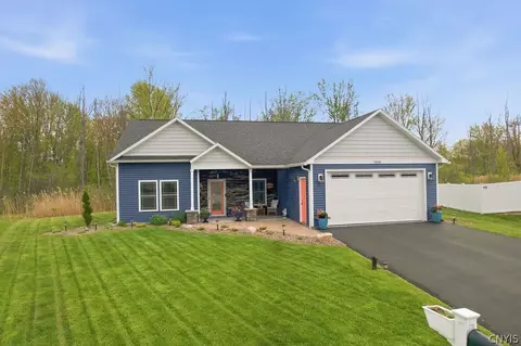 7898 Gable Dr, Bridgeport, NY 13030