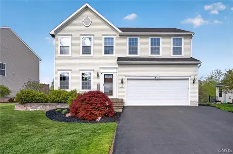 116 Kensington High St, Minoa, NY 13116
