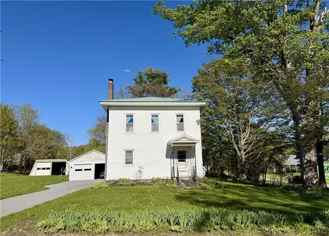 20 Maple Ave, Lacona, NY 13083