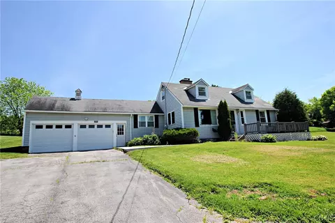3878 Davis Corners Rd, Morrisville, NY 13408