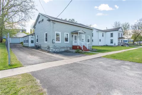 8460 S Main St, Le Ray, NY 13637