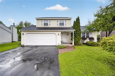 8272 Coconut Tree Dr, Liverpool, NY 13090