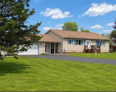 198 Edwards Rd, Lacona, NY 13083
