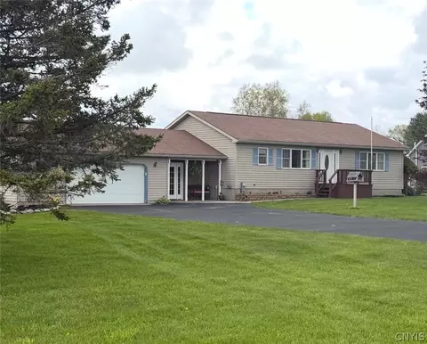 198 Edwards Rd, Lacona, NY 13083