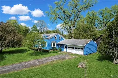 2658 Oran Delphi Rd, Manlius, NY 13104