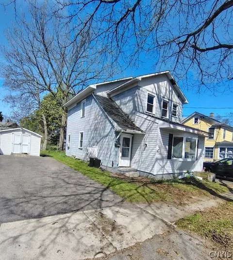 513 S 1st St, Fulton, NY 13069
