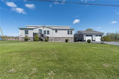 23301 Buttermilk Flats Rd, Orleans, NY 13656