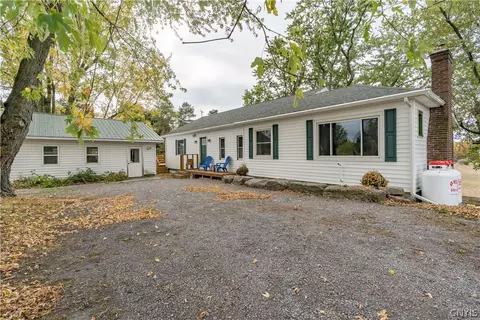 12811 Wright St, Adams Center, NY 13606