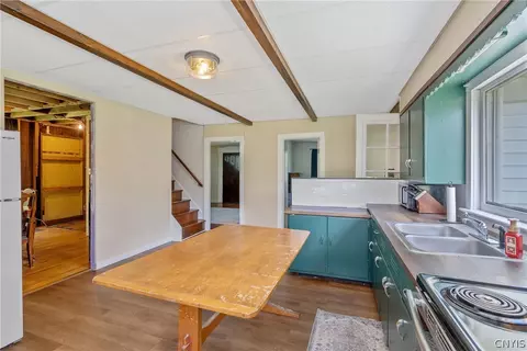 Kitchen - 5565 State Route 104, Scriba, NY 13126 photo 4 of 5