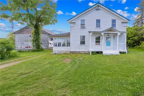 5565 State Route 104, Scriba, NY 13126