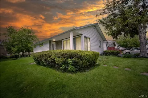 308 Raphael Ave, Salina, NY 13211