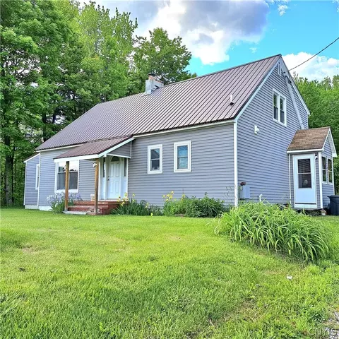 2359 State Route 49, Vienna, NY 13308